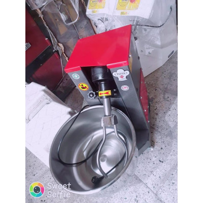 OSİMO HAMUR MAKİNASI 15 KG OSİMO HAMUR MAKİNASI 15 KG